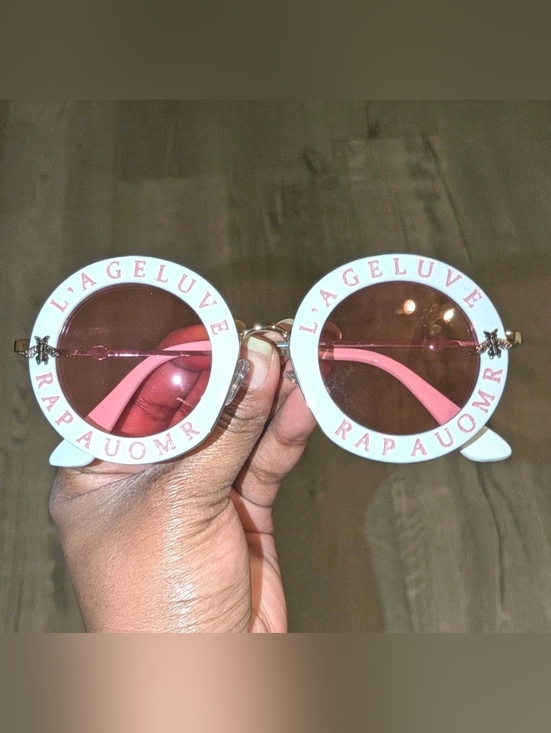 Women\'s High Quality Luxury Style Bold Round Statement White And Pink Sunglasses